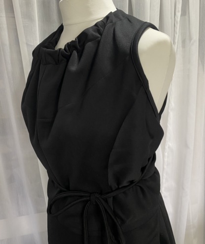 Black polyester sheen