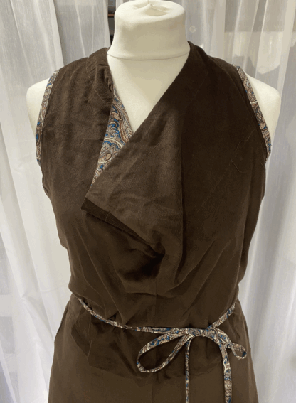 Chocolate corduroy - trimmed