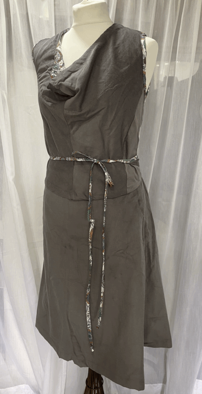 Grey corduroy - trimmed - Image 8