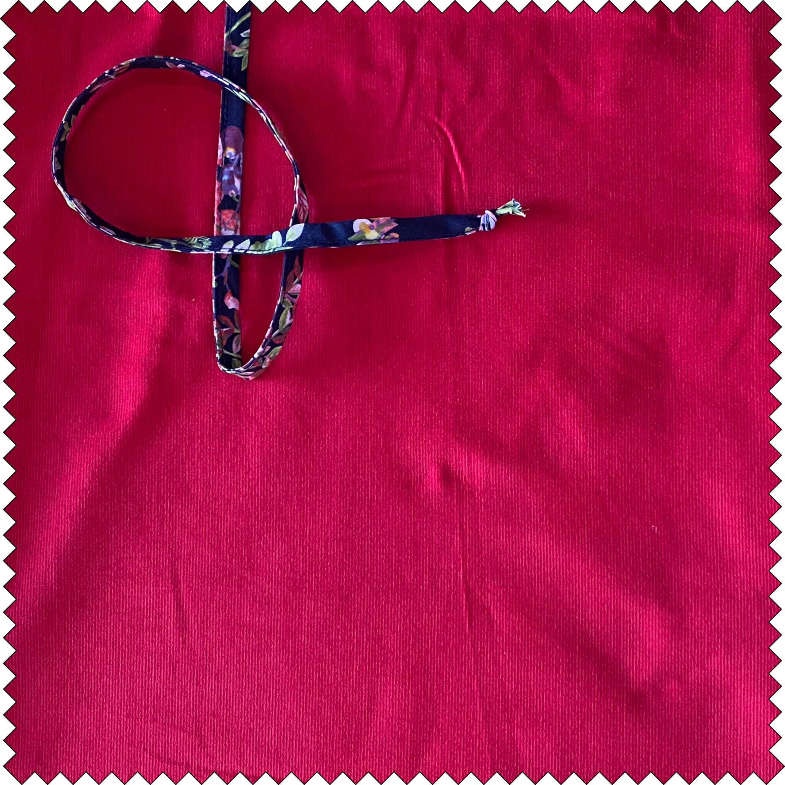 Red corduroy - trimmed